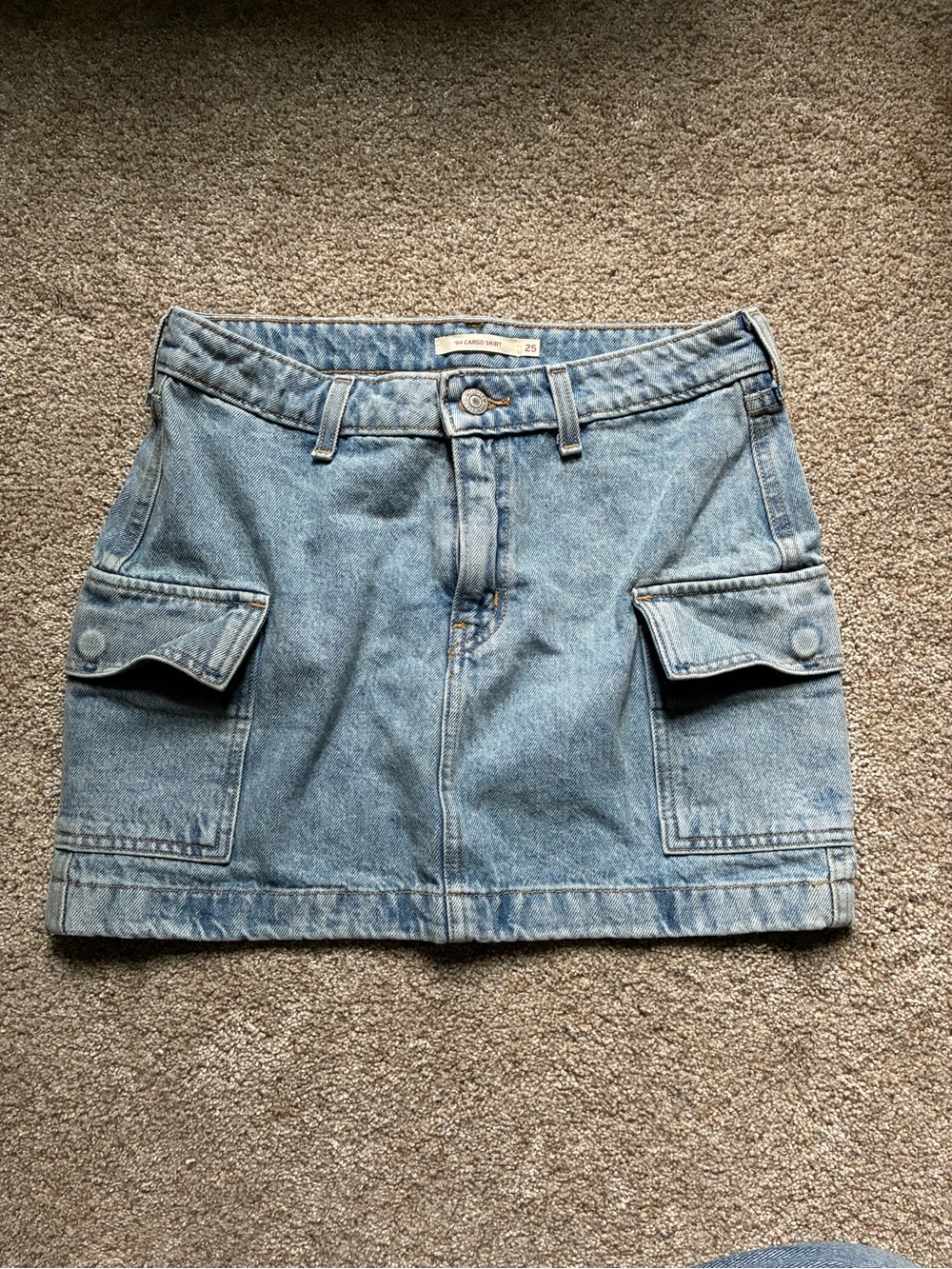 LEVI’S Never Worn Denim Cargo Mini Skirt